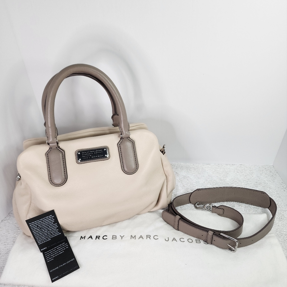 Marc Jacob - Pebbled Leather